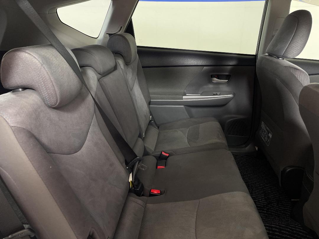 Photo '20' of Toyota Prius Photo '20' of Toyota Prius