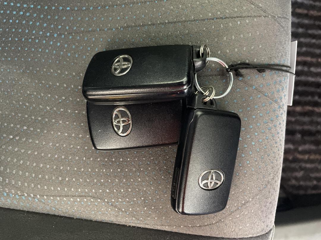 Photo '22' of Toyota Prius Photo '22' of Toyota Prius