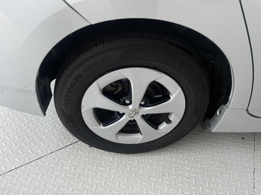 Photo '12' of Toyota Prius Photo '12' of Toyota Prius