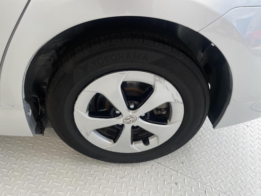 Photo '11' of Toyota Prius Photo '11' of Toyota Prius