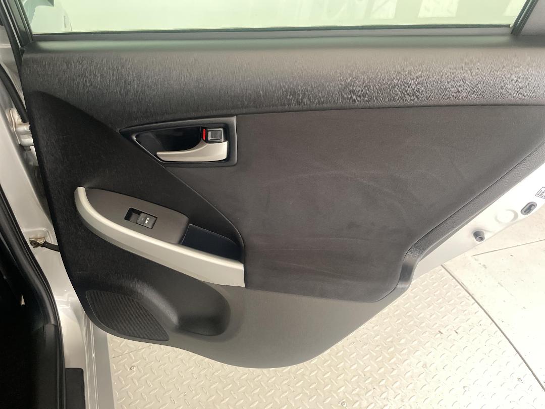 Photo '19' of Toyota Prius Photo '19' of Toyota Prius