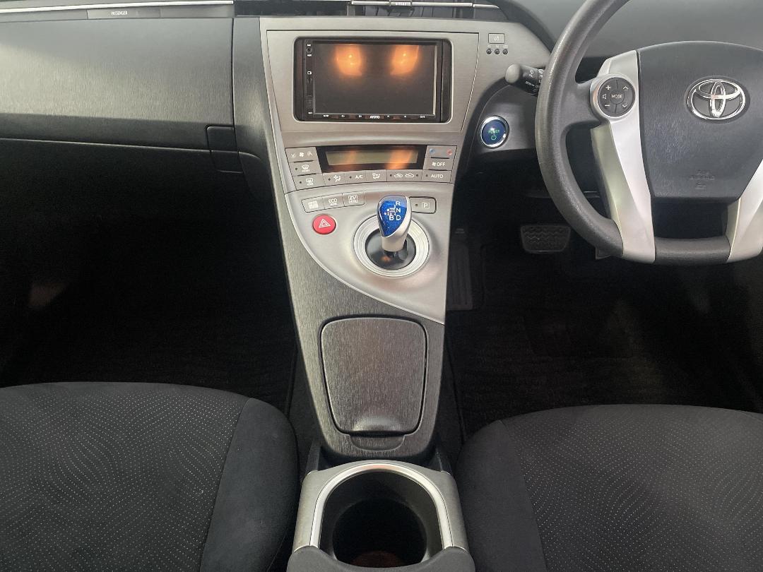 Photo '18' of Toyota Prius Photo '18' of Toyota Prius