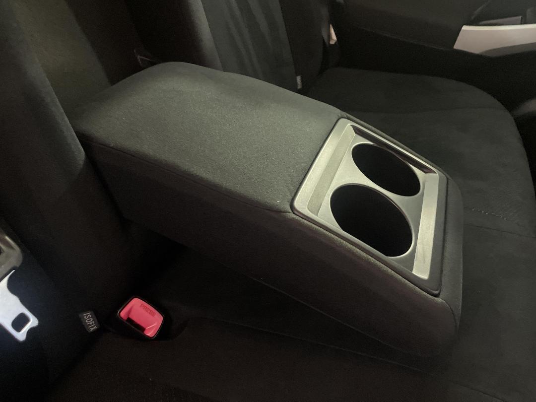 Photo '23' of Toyota Prius Photo '23' of Toyota Prius