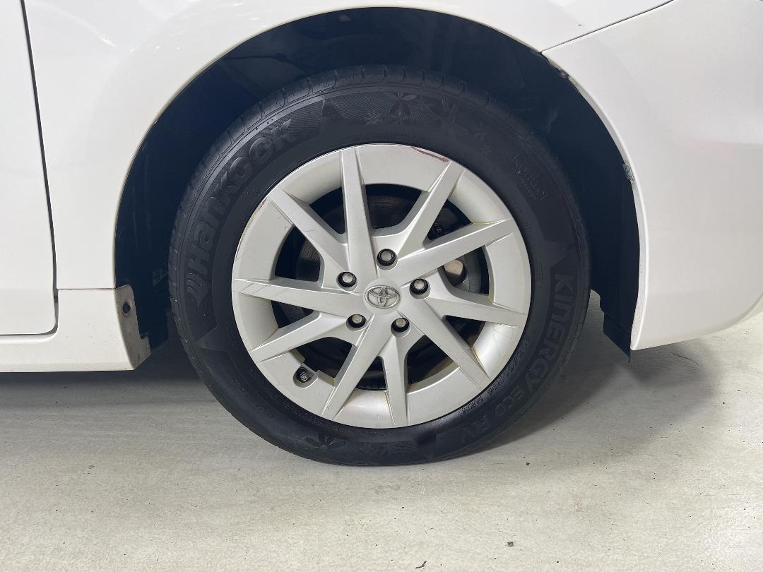 Photo '9' of Toyota Prius Photo '9' of Toyota Prius