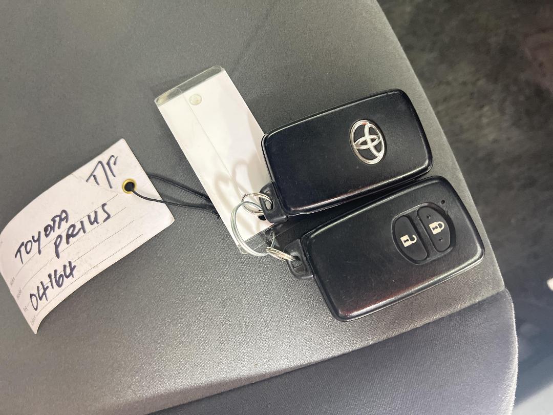 Photo '22' of Toyota Prius Photo '22' of Toyota Prius