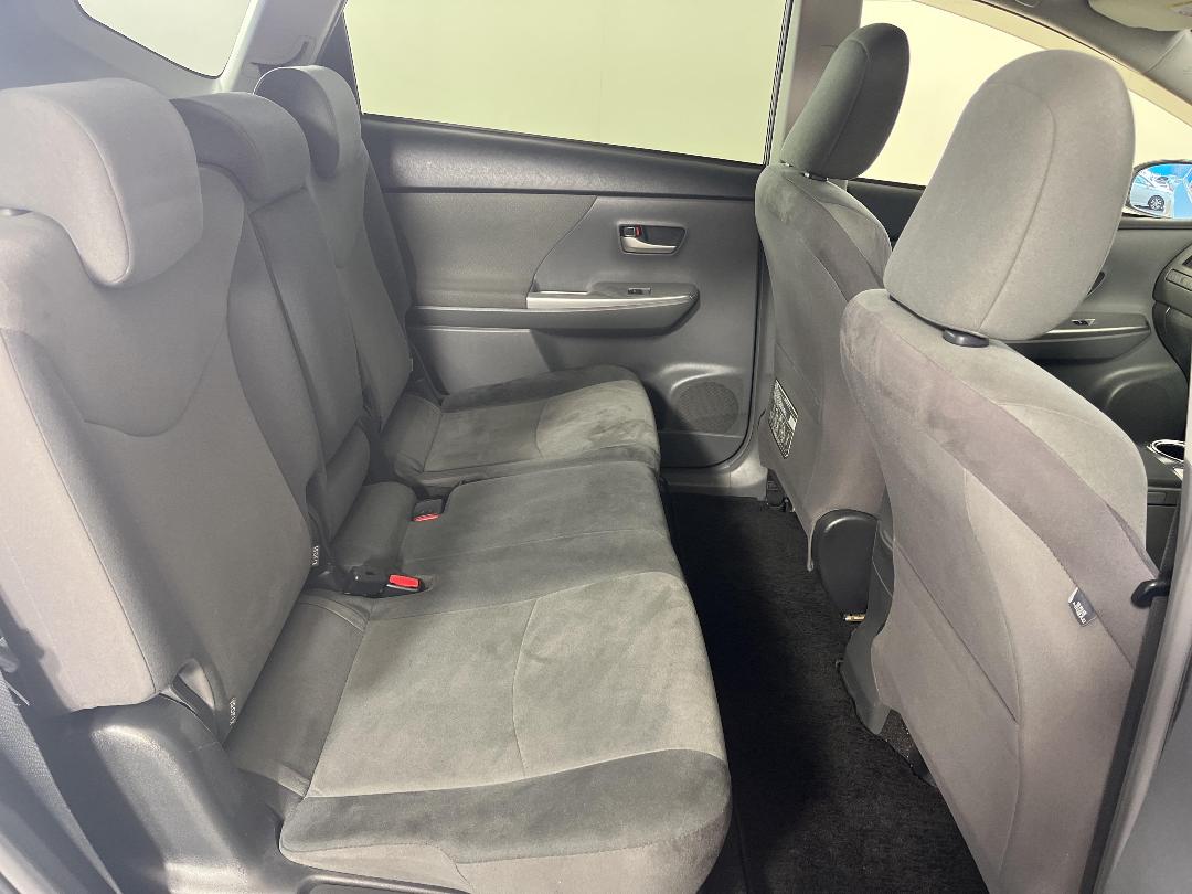 Photo '20' of Toyota Prius Photo '20' of Toyota Prius