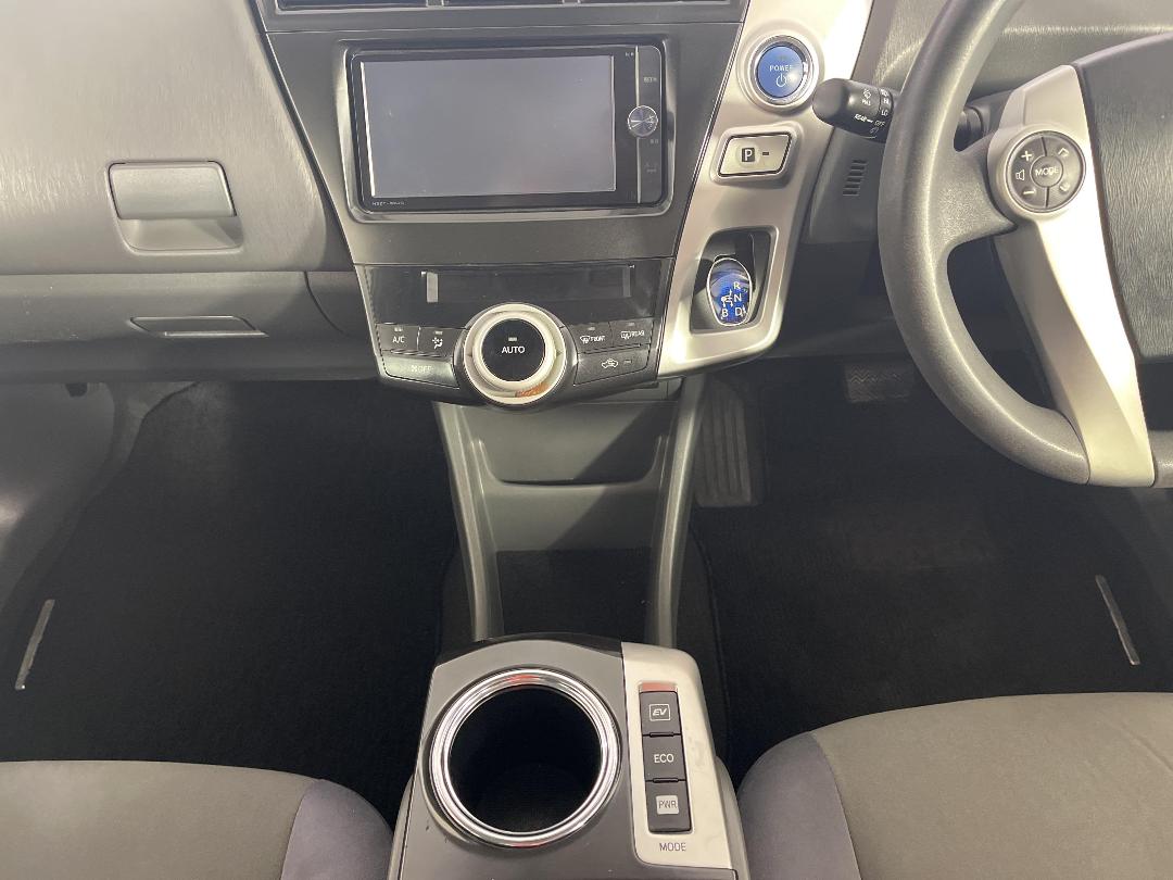 Photo '18' of Toyota Prius Photo '18' of Toyota Prius