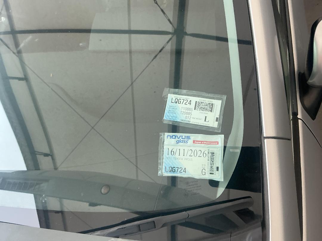 Photo '27' of Toyota Prius Photo '27' of Toyota Prius