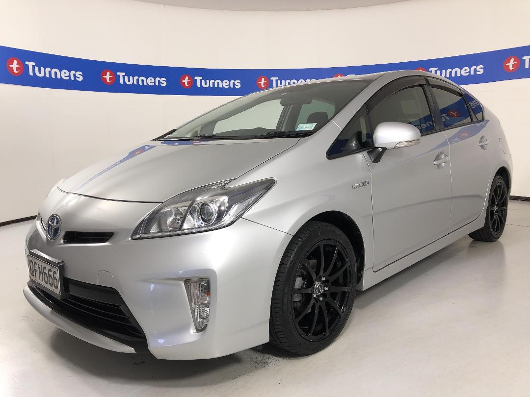 Photo '4' of Toyota Prius