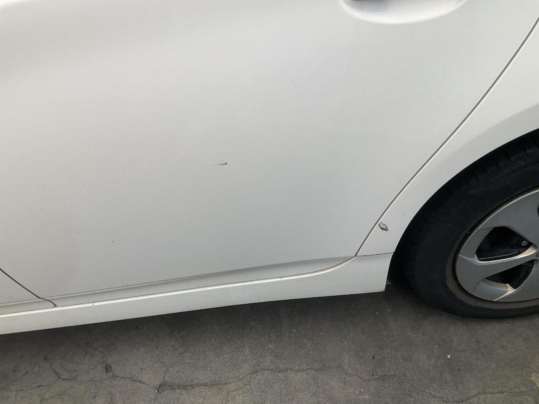 Photo '18' of Toyota Prius Hybrid