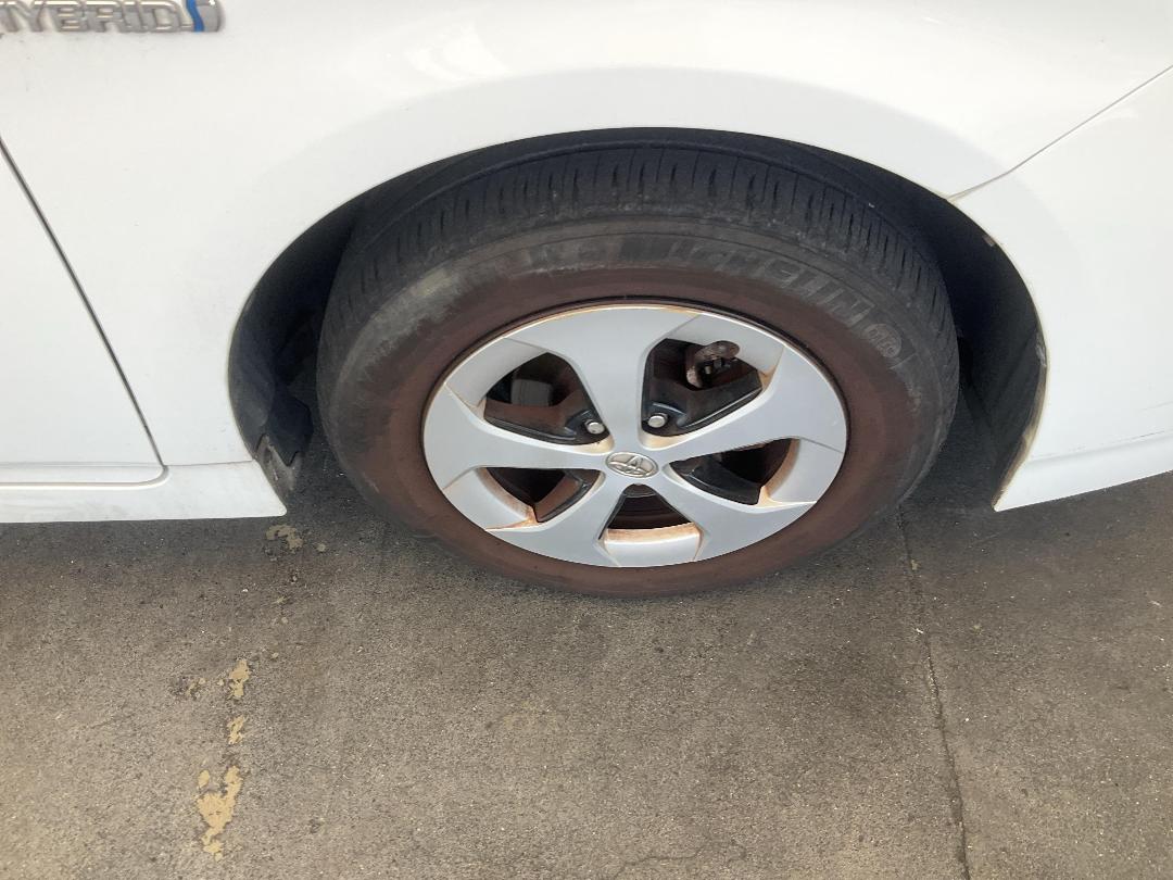 Photo '23' of Toyota Prius Hybrid