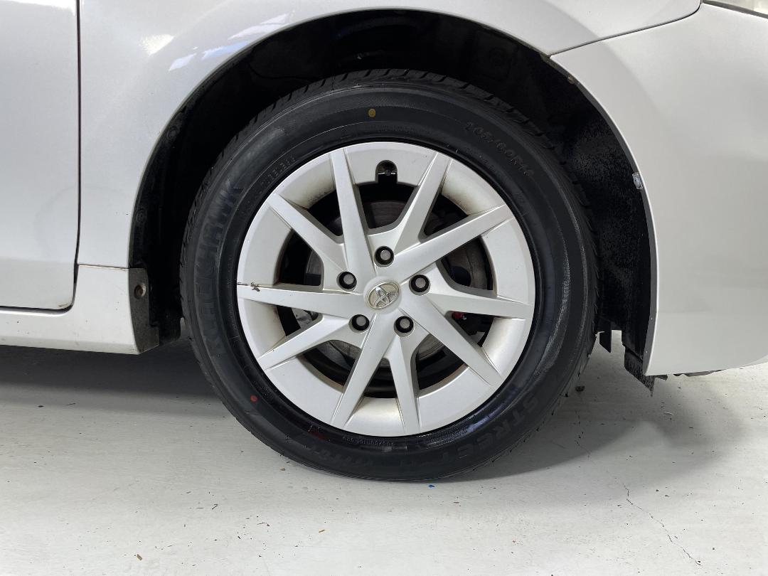 Photo '9' of Toyota Prius