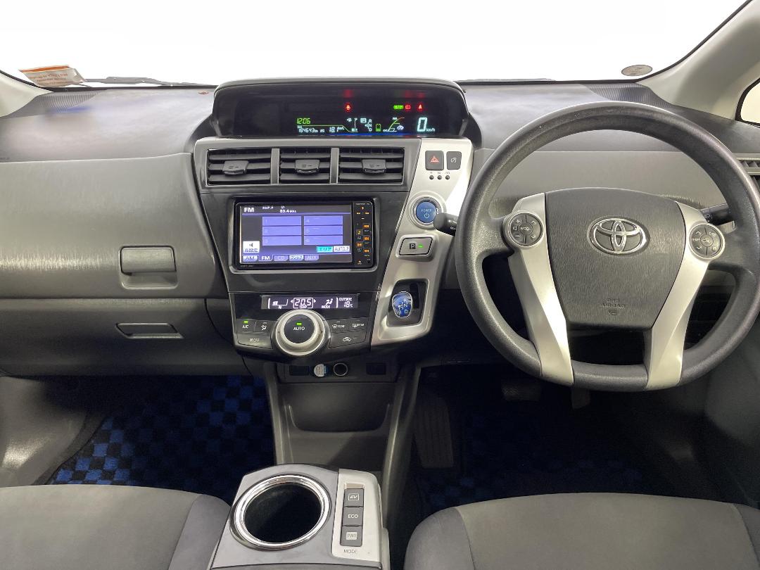 Photo '18' of Toyota Prius