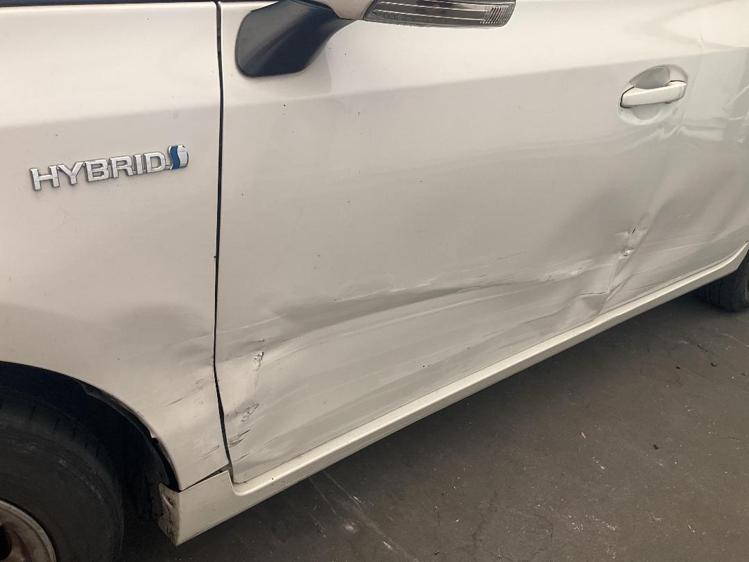 Photo '4' of Toyota Prius