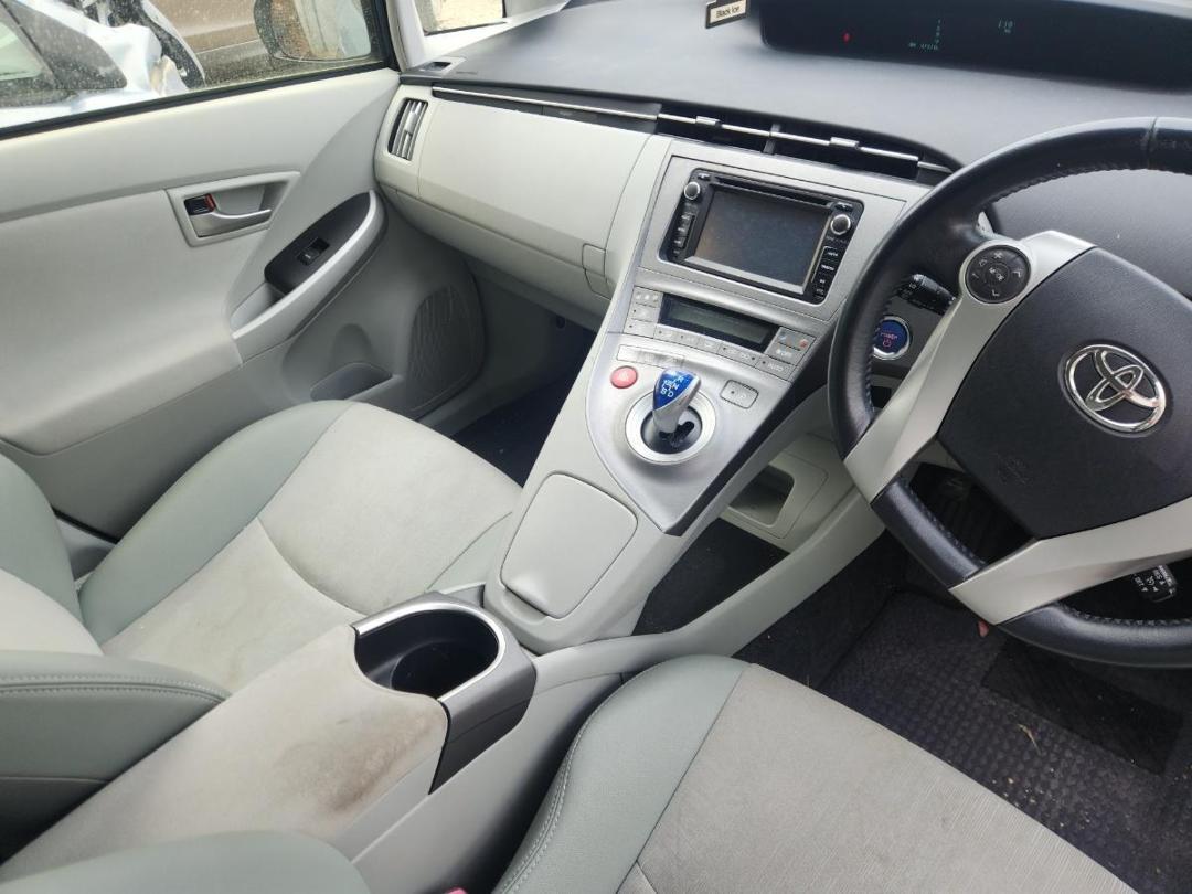 Photo '10' of Toyota Prius Photo '10' of Toyota Prius