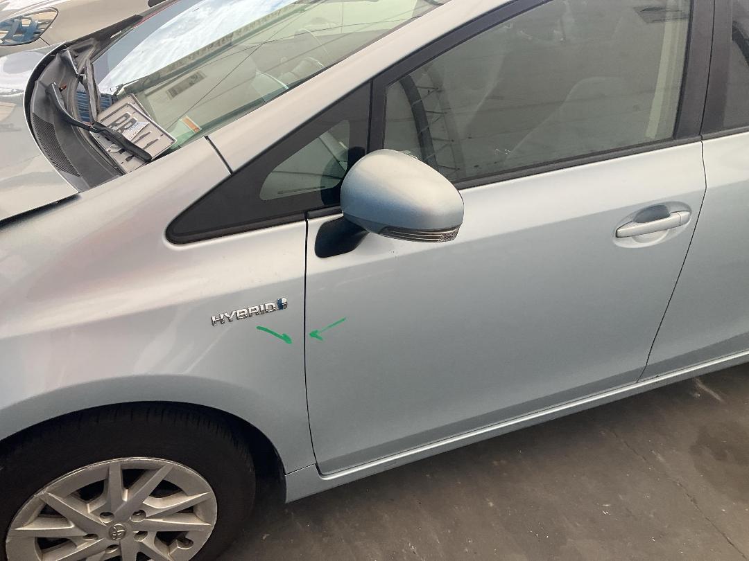 Photo '7' of Toyota Prius Alpha Hybrid Photo '7' of Toyota Prius Alpha Hybrid