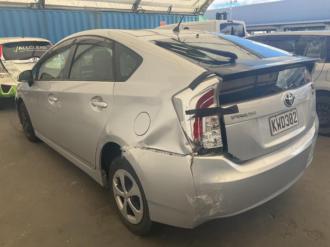 Photo '4' of Toyota Prius Hybrid Photo '4' of Toyota Prius Hybrid