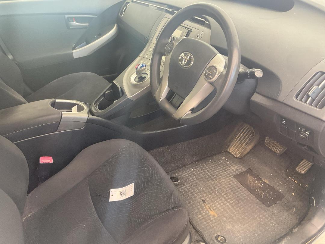 Photo '7' of Toyota Prius Hybrid Photo '7' of Toyota Prius Hybrid