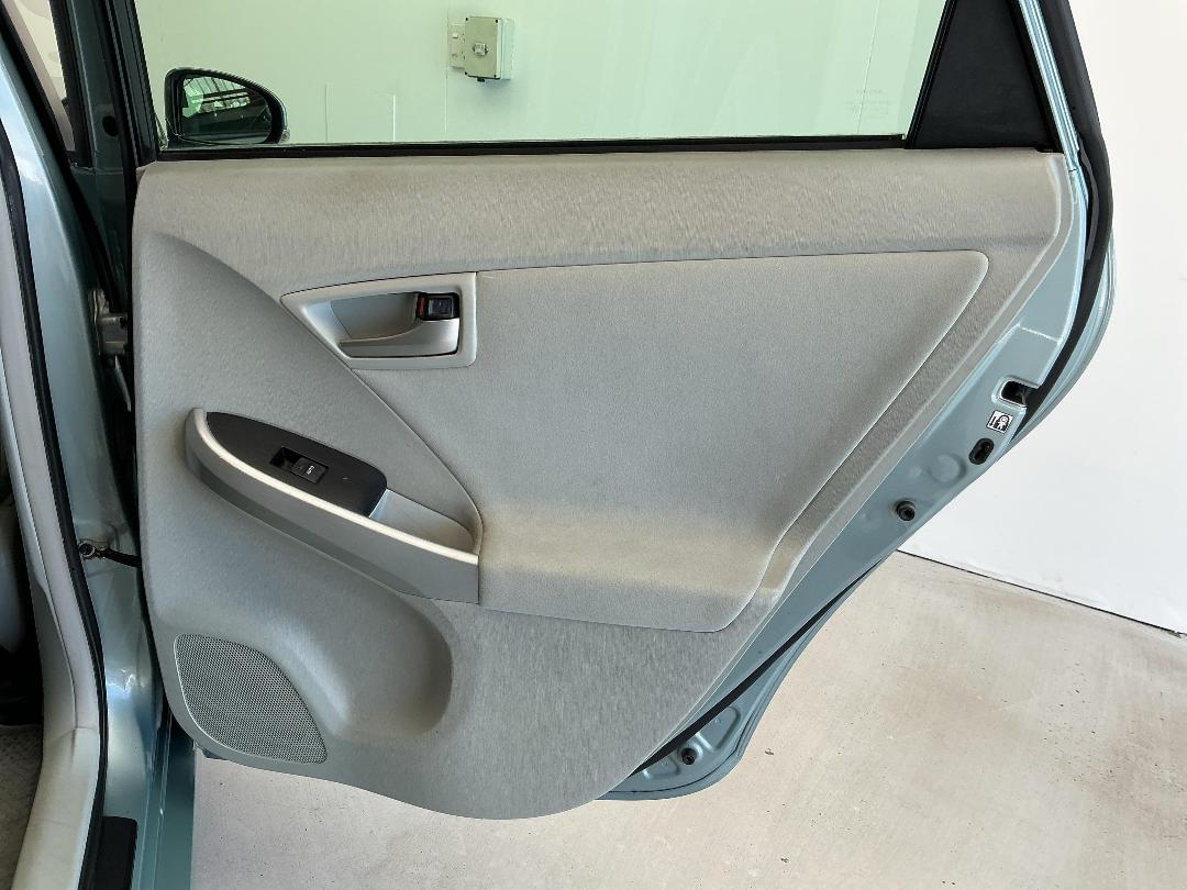 Photo '19' of Toyota Prius