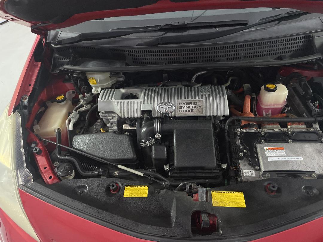 Photo '13' of Toyota Prius Photo '13' of Toyota Prius