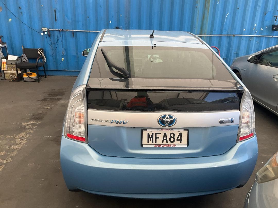 Photo '12' of Toyota Prius Photo '12' of Toyota Prius