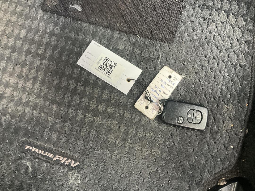 Photo '21' of Toyota Prius Photo '21' of Toyota Prius