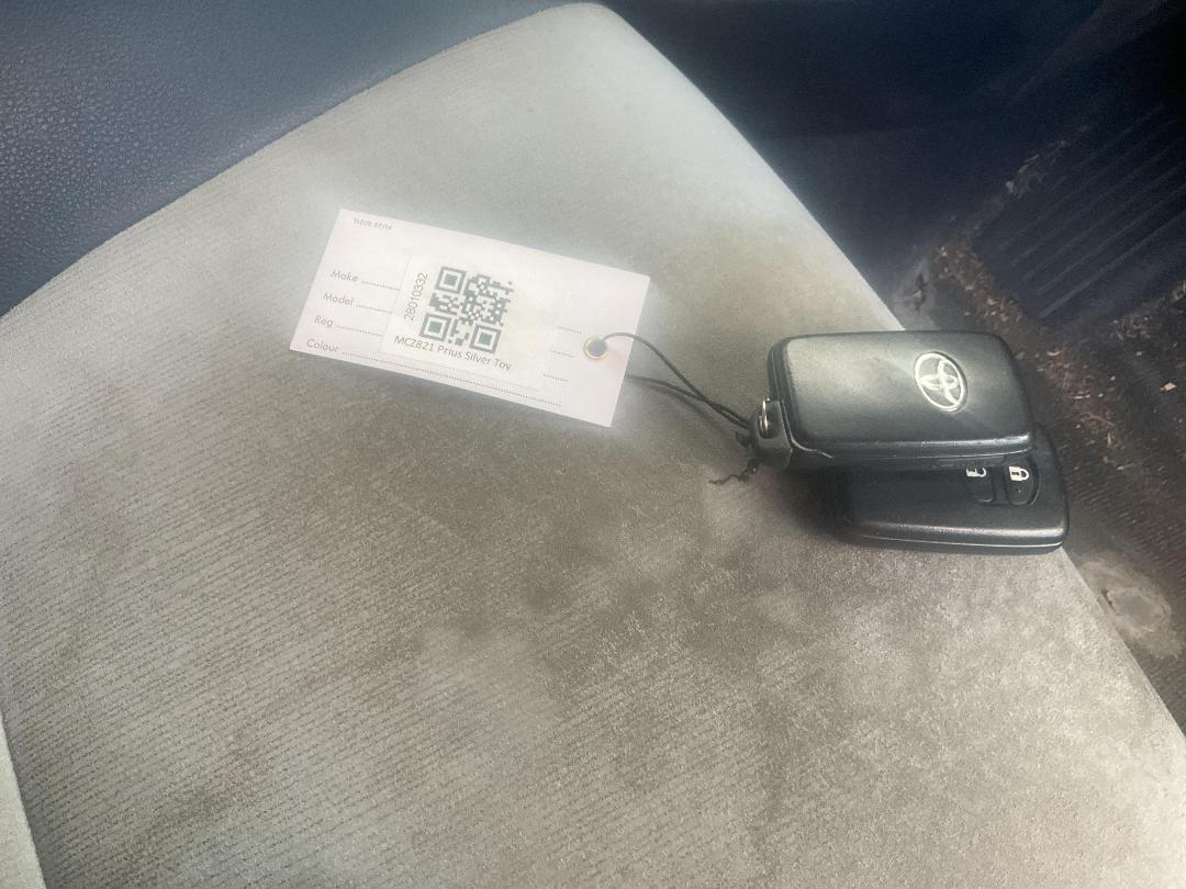 Photo '19' of Toyota Prius Photo '19' of Toyota Prius