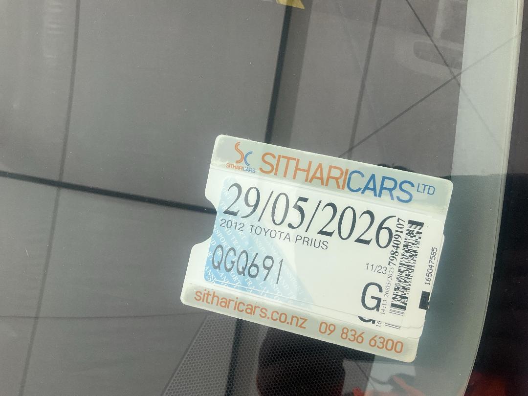 Photo '13' of Toyota Prius Photo '13' of Toyota Prius