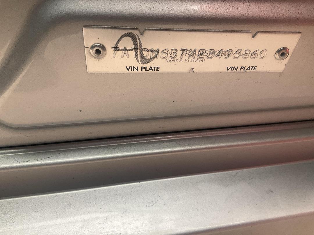 Photo '16' of Toyota Prius Photo '16' of Toyota Prius