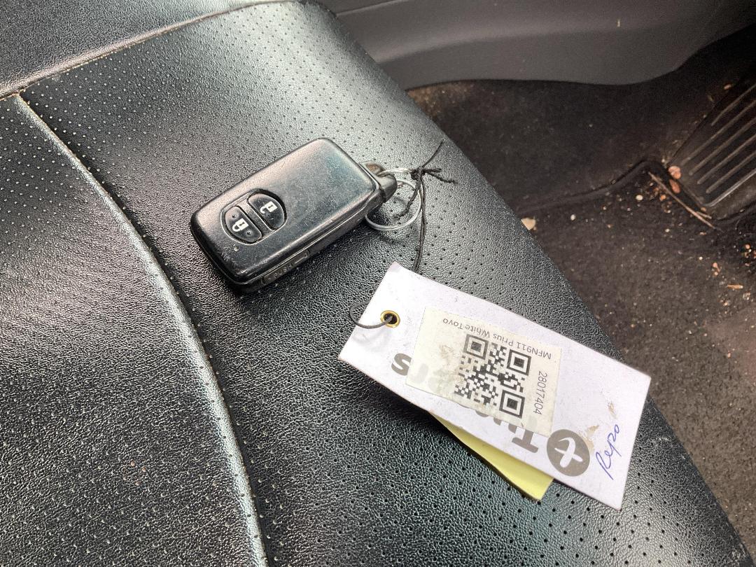 Photo '9' of Toyota Prius A Hybrid