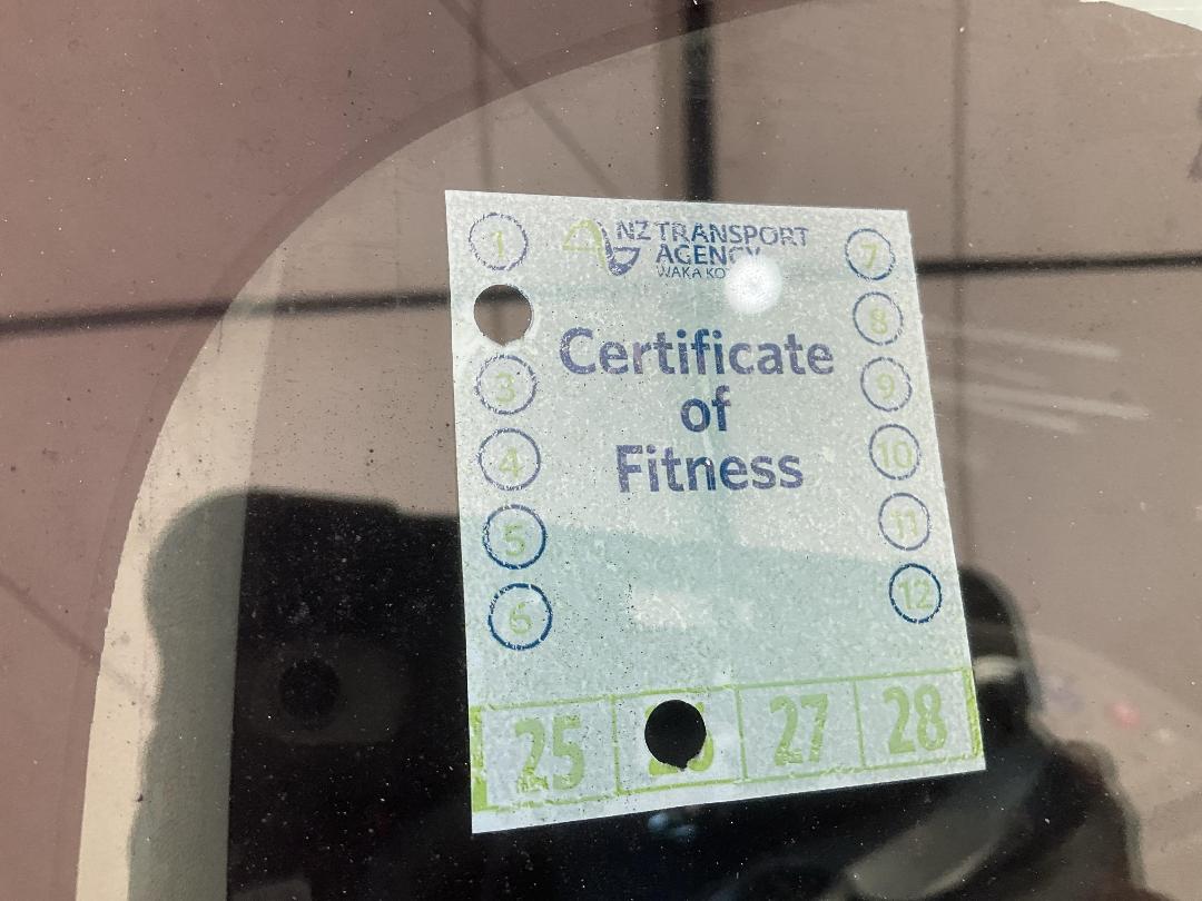 Photo '27' of Toyota Prius Hybrid Photo '27' of Toyota Prius Hybrid