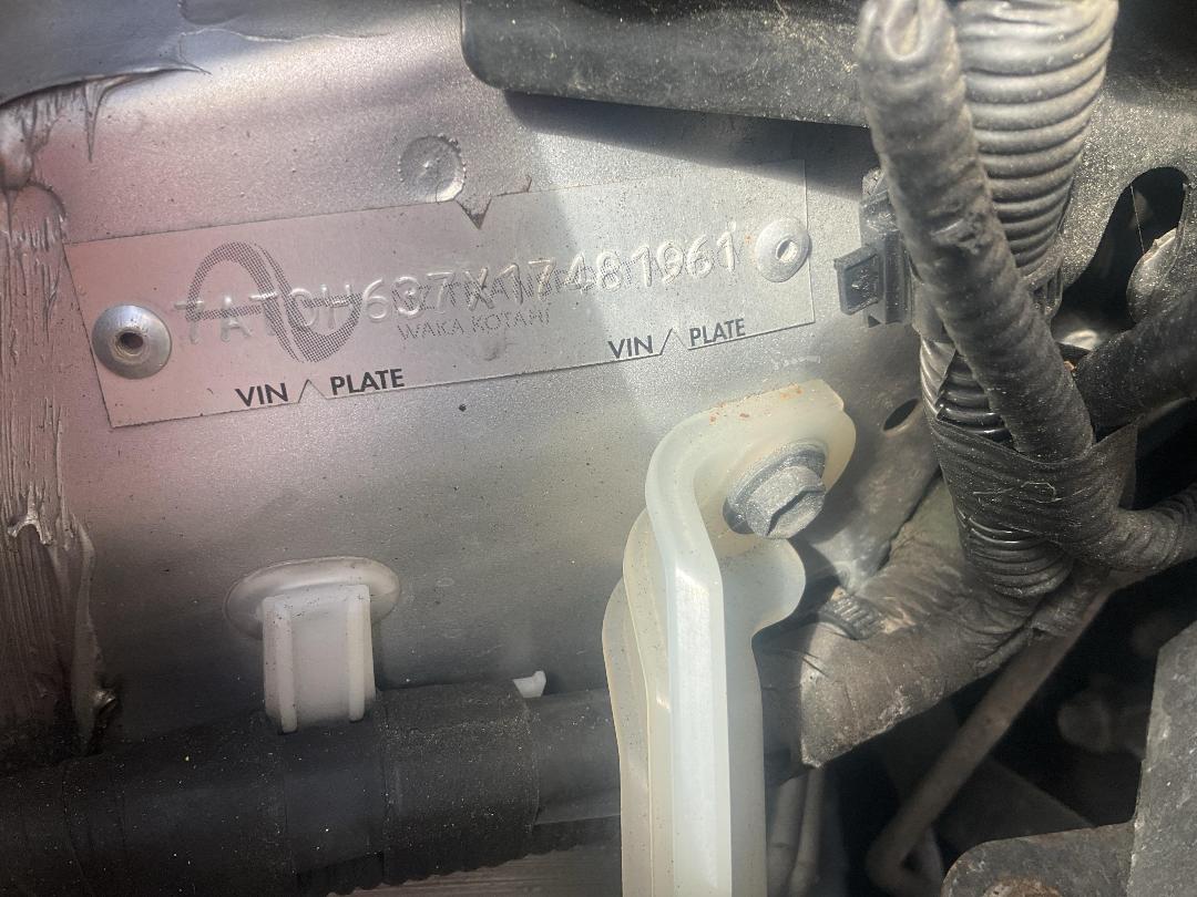 Photo '11' of Toyota Prius