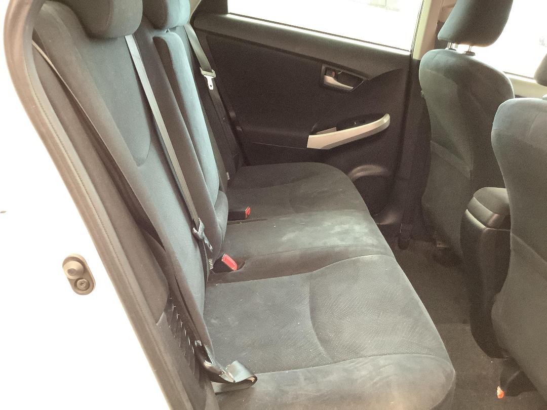 Photo '8' of Toyota Prius