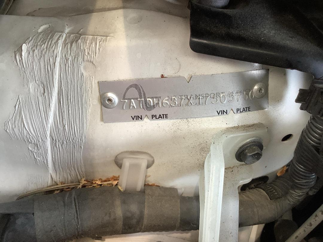 Photo '13' of Toyota Prius