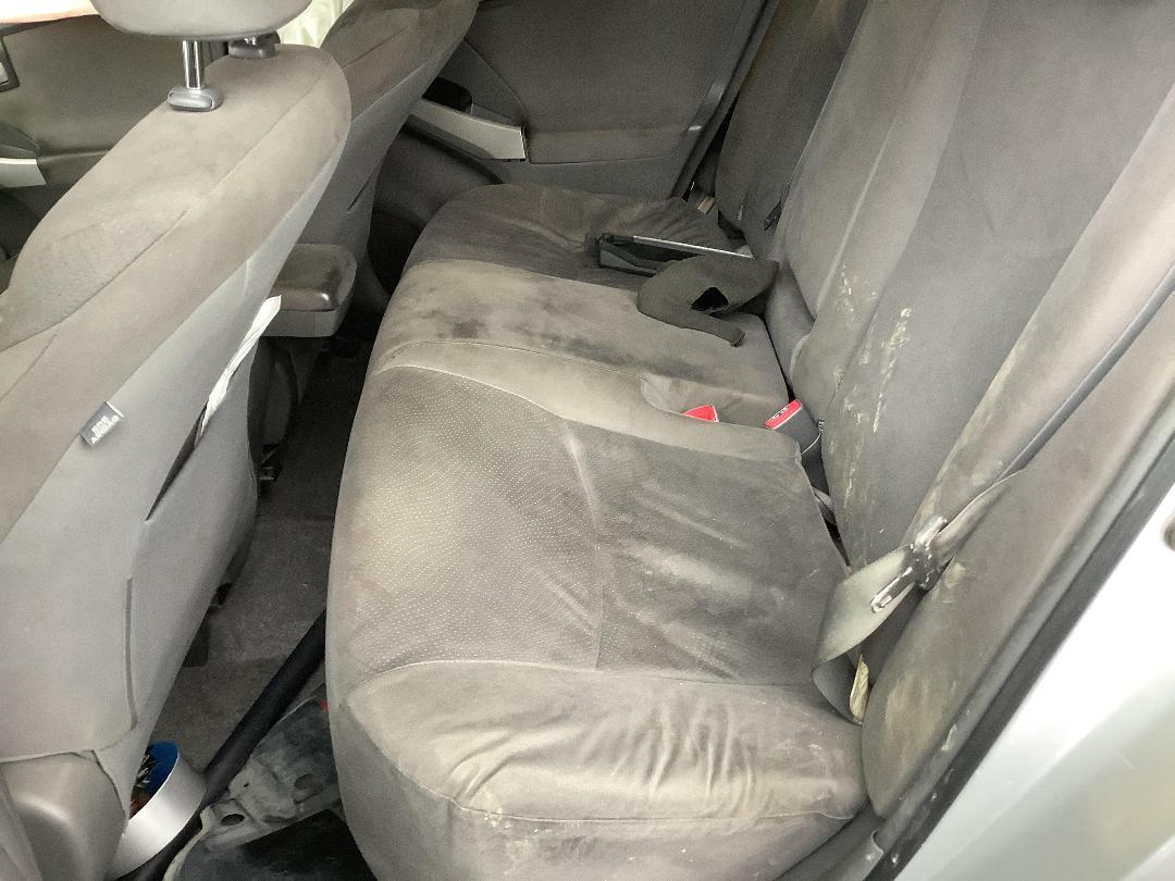 Photo '8' of Toyota Prius