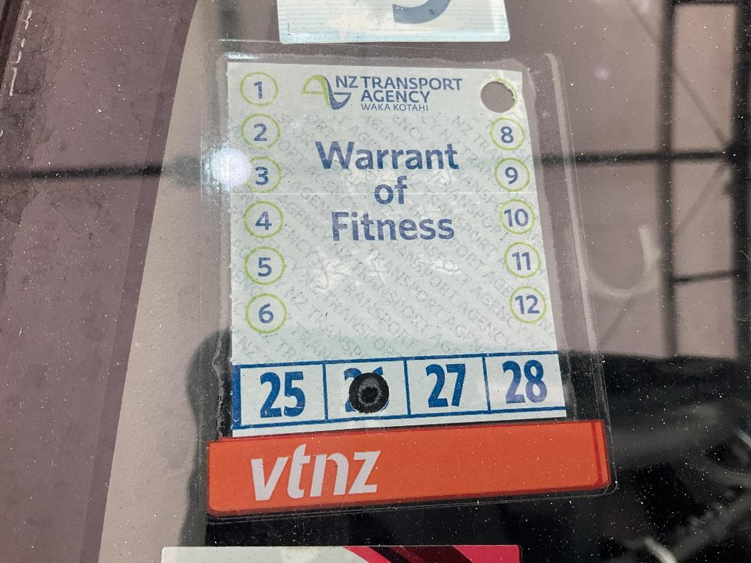 Photo '27' of Toyota Prius