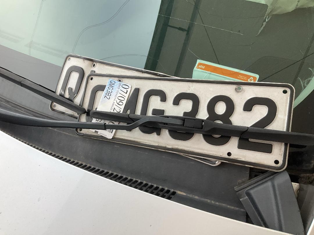 Photo '30' of Toyota Prius Alpha