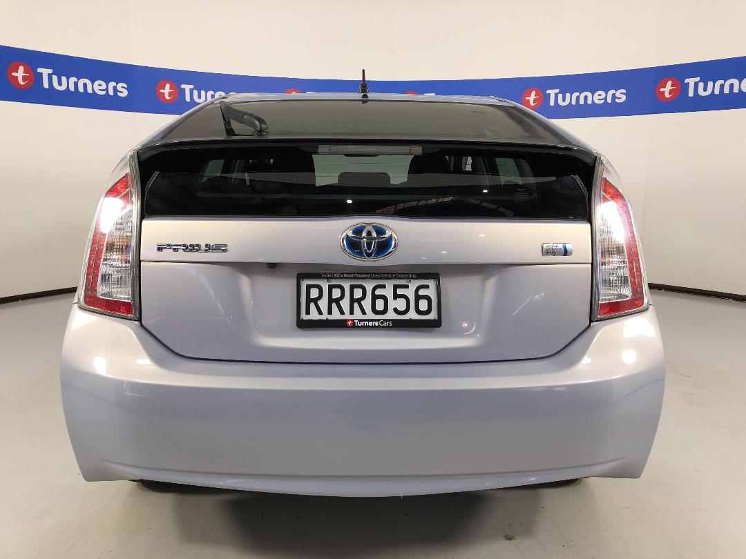 Photo '6' of Toyota Prius