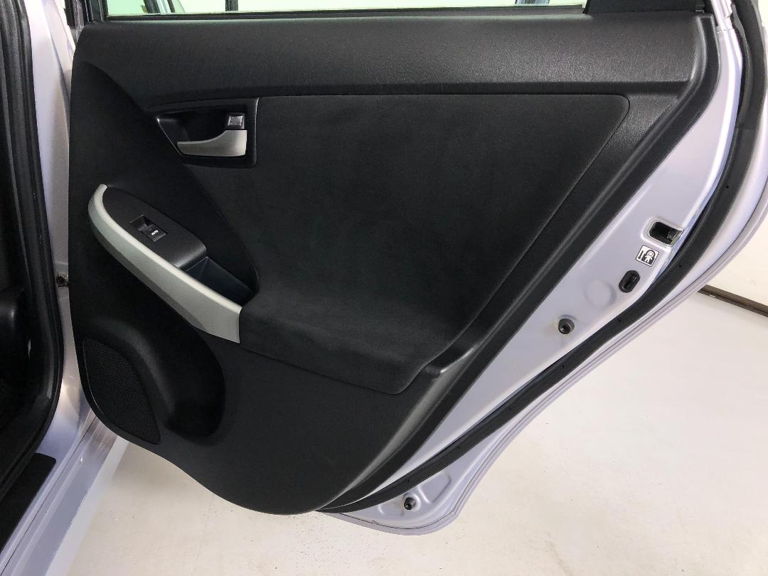 Photo '19' of Toyota Prius