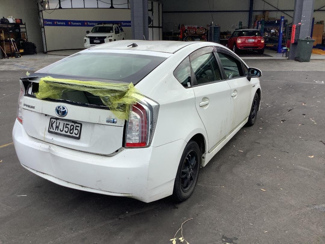 Photo '4' of Toyota Prius