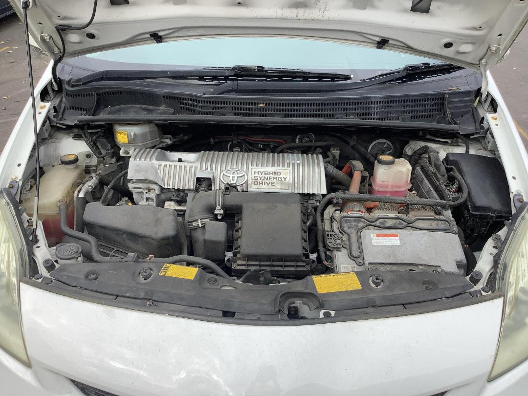 Photo '11' of Toyota Prius