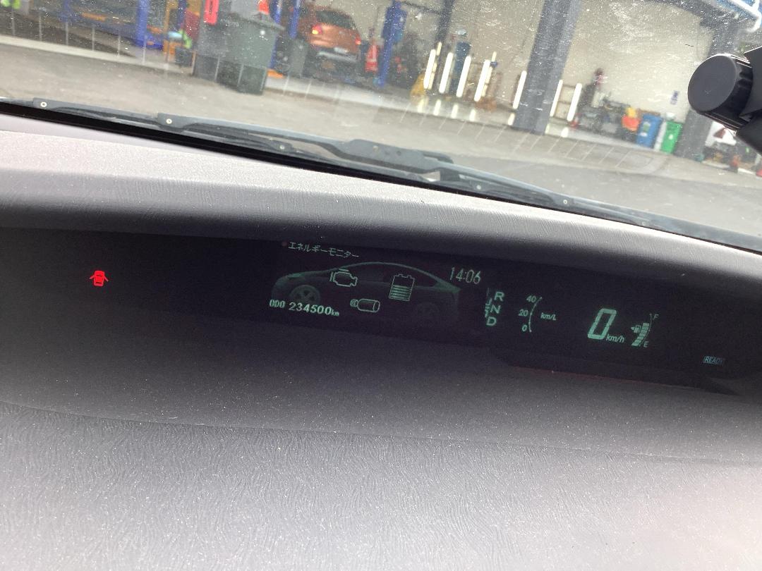 Photo '15' of Toyota Prius