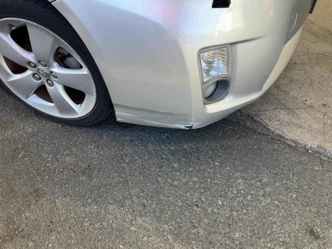 Photo '8' of Toyota Prius Hybrid