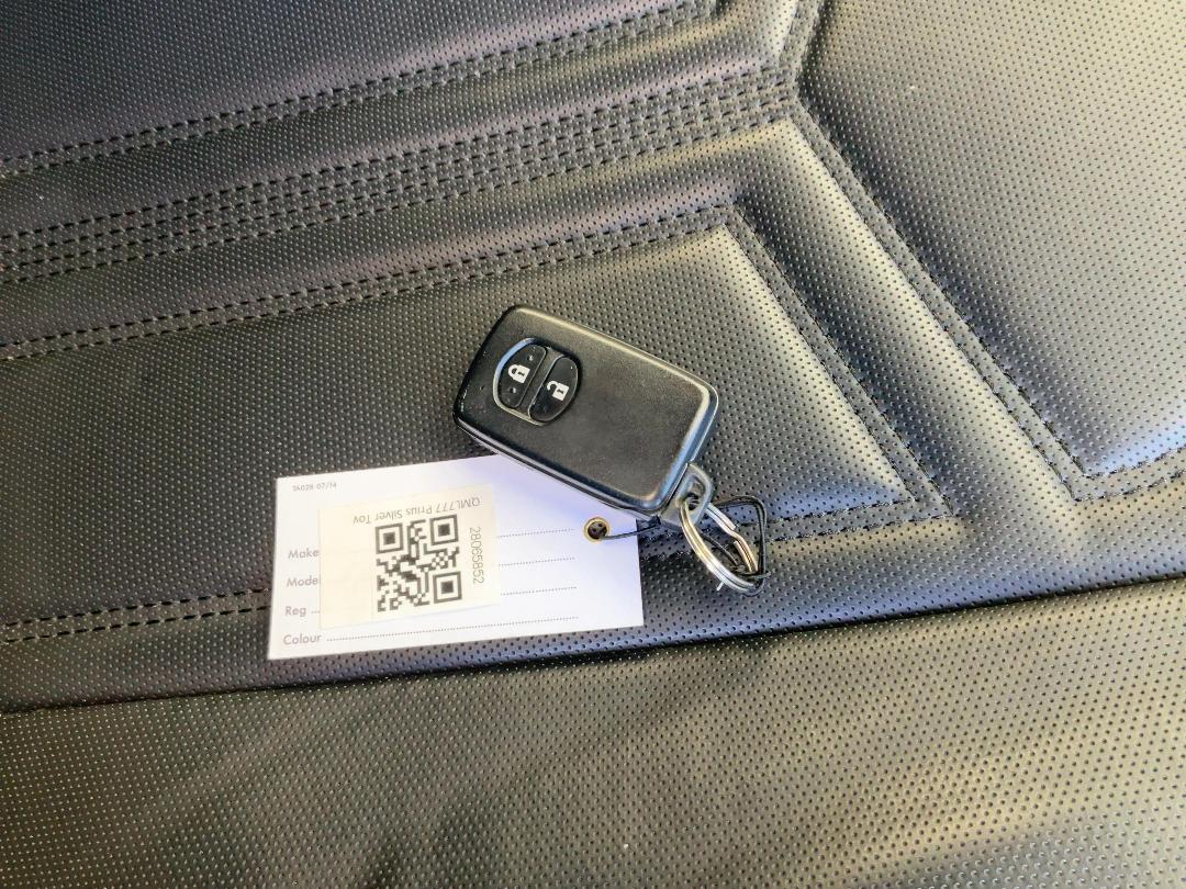 Photo '21' of Toyota Prius Hybrid