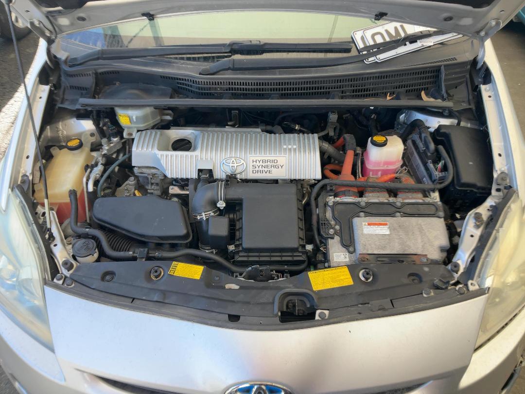 Photo '24' of Toyota Prius Hybrid