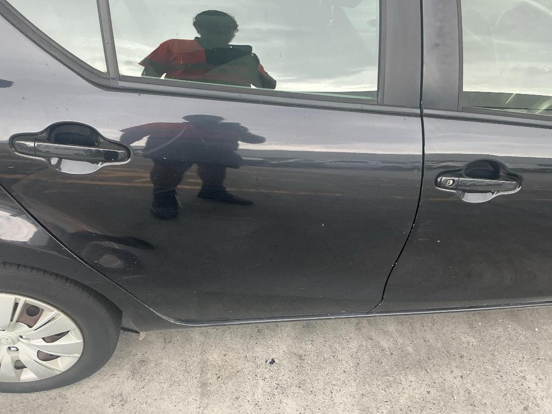 Photo '14' of Toyota Prius C