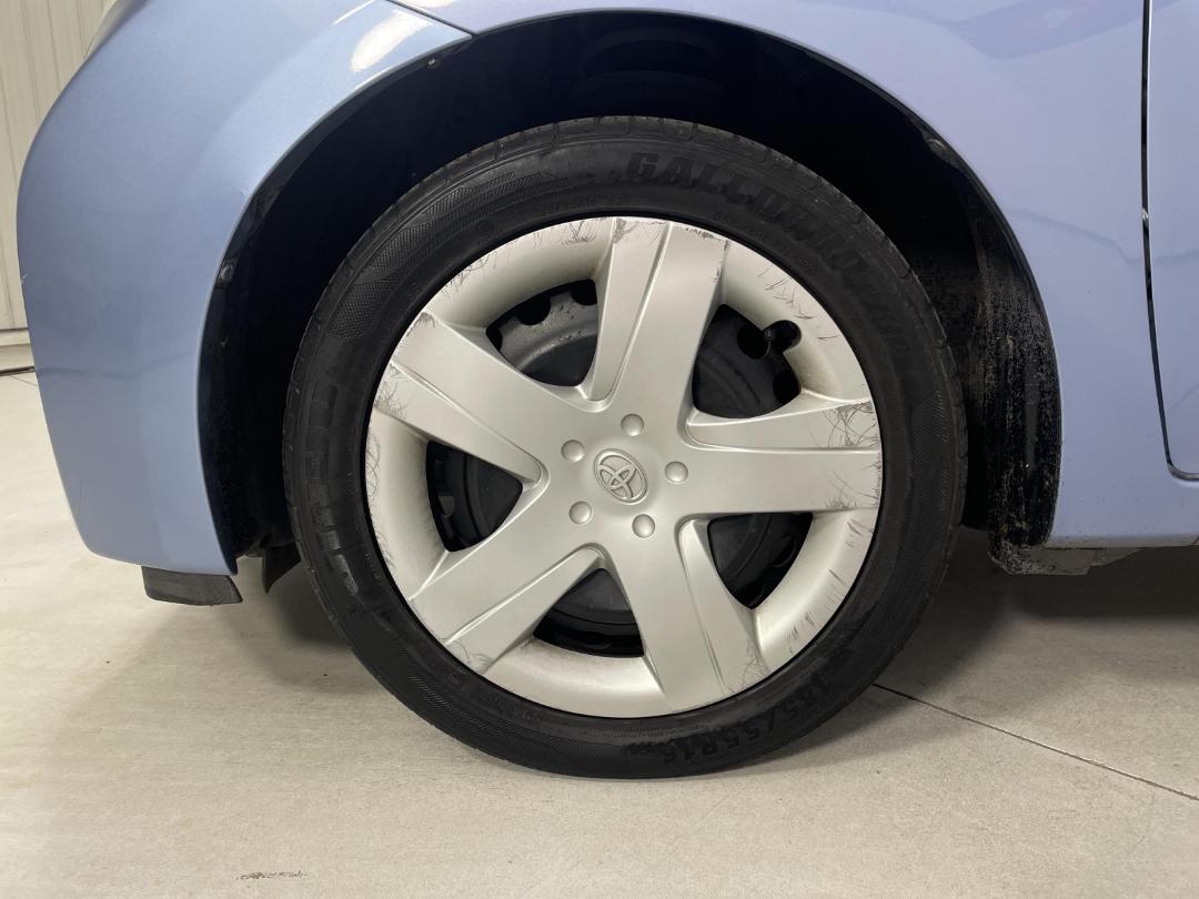 Photo '10' of Toyota Ractis Photo '10' of Toyota Ractis