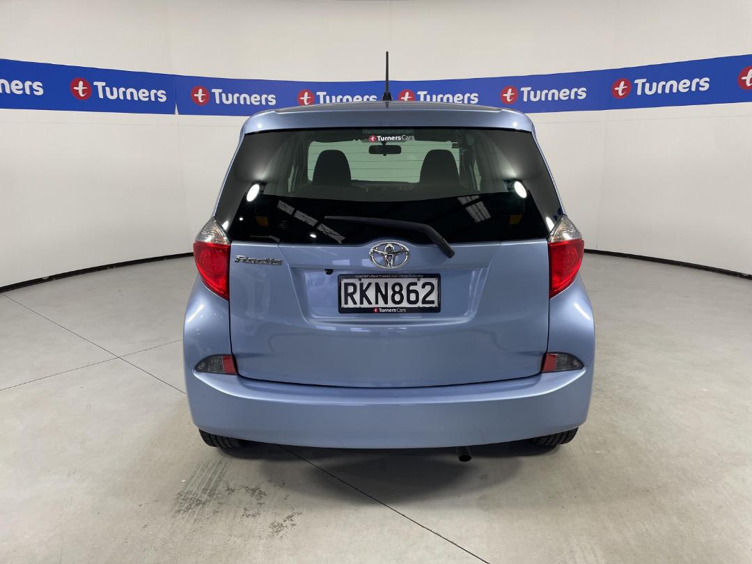 Photo '6' of Toyota Ractis Photo '6' of Toyota Ractis