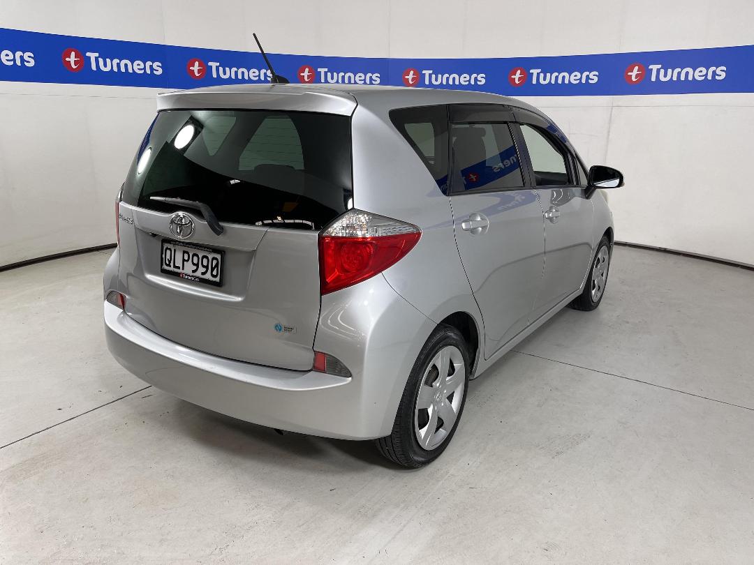 Photo '7' of Toyota Ractis