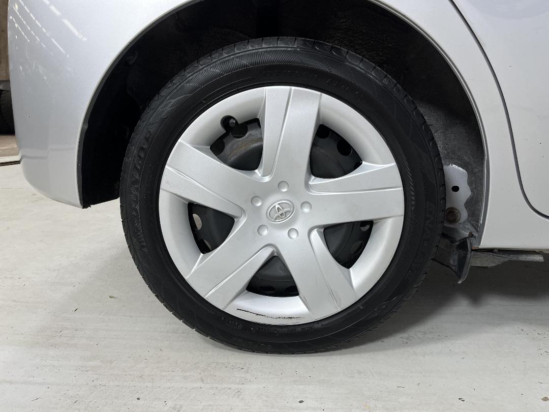 Photo '12' of Toyota Ractis